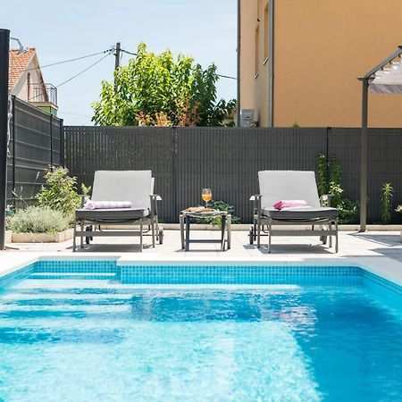 New, Private Heated Swimming Pool, Free Parking, Trogir Centarアパートメント エクステリア 写真